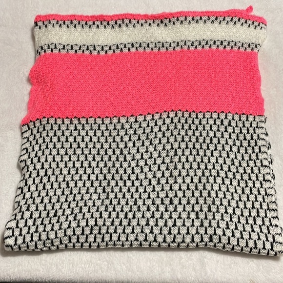 Aeropostale Pink Striped Black & White Scarf - Picture 3 of 7